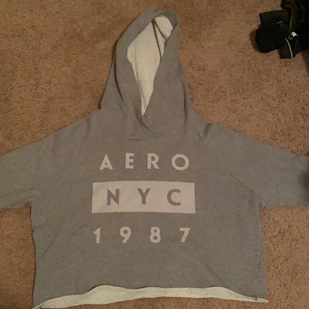 Cropped Aeropostale hoodie